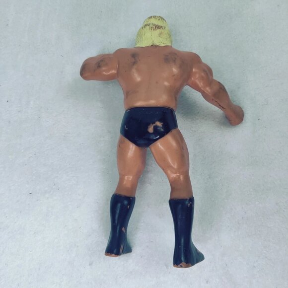 Vintage 1985 Titan LJN WWF Greg The Hammer Valentine Rubber Figure Wrestler - Picture 2 of 3